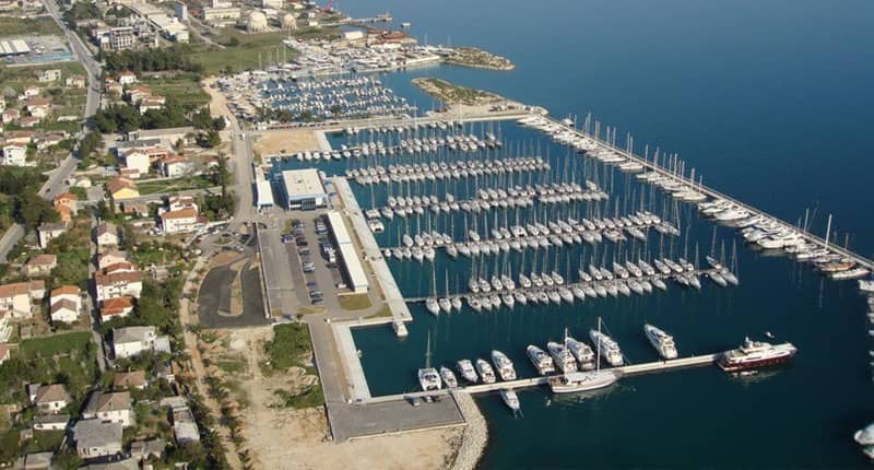 Kastela marina Catamaran charter Croatia