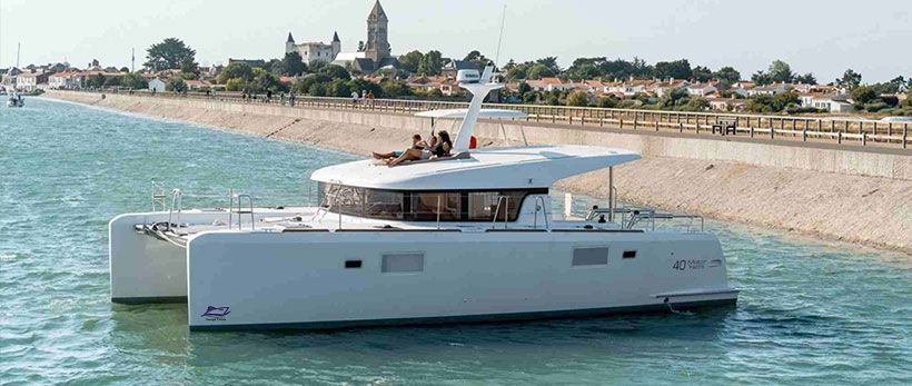 lagoon 40 power catamaran