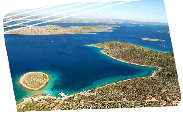 Otok Kaprije Catamaran Croatia