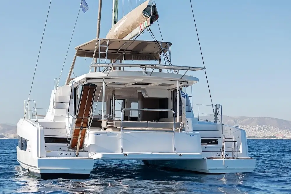 Discovering the Allure of Catamarans: A Unique Sailing Experience