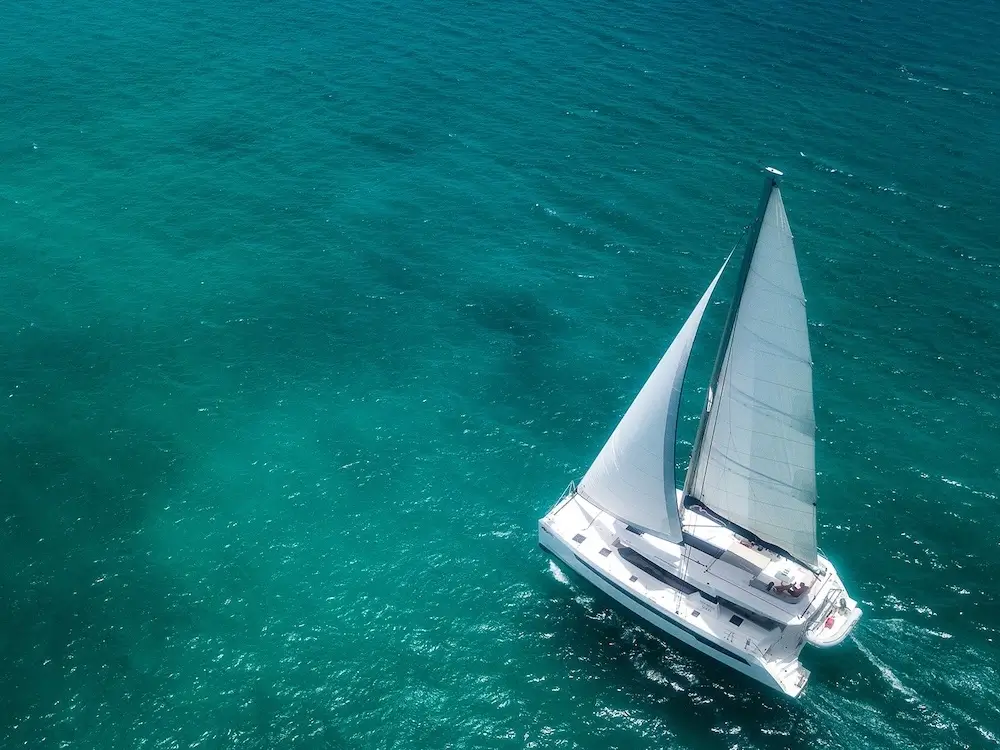 Difference Between Sailboat And Catamaran 3