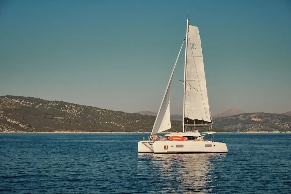 What is the peak season for sailing in Croatia?